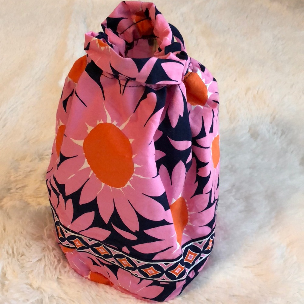 Vera Bradley draw string bag